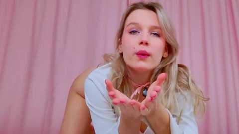 meowthlilu @ stripchat on 20251214