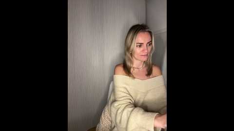 milla__one @ stripchat on 20251214