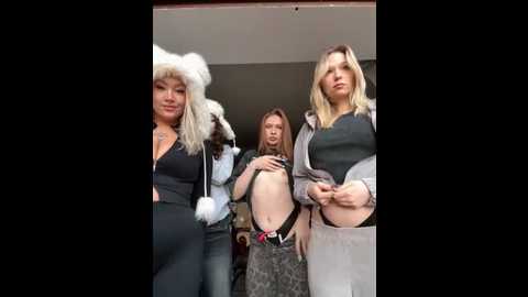 rolldolls @ stripchat on 20251214