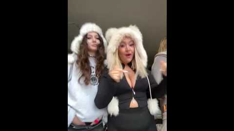 rolldolls @ stripchat on 20251214