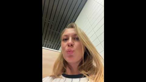 sweet___emily @ stripchat on 20251214