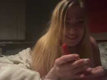 roxyblume @ stripchat on 20251215