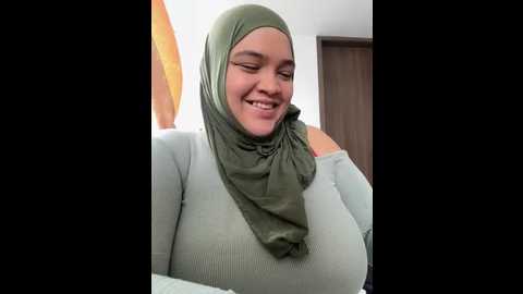 sweetmuslim01 @ stripchat on 20251215