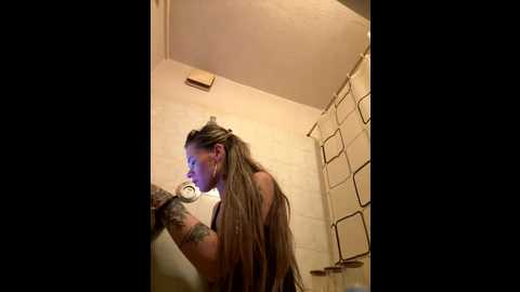 vinique99 @ stripchat on 20251215