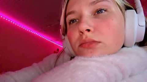 karinrobertson @ stripchat on 20251216