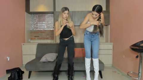 alice_rookie @ stripchat on 20251217