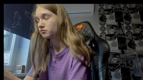 helgicuteness @ stripchat on 20251217