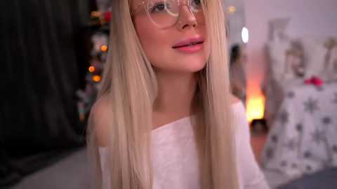 kyliejoyce @ stripchat on 20251217