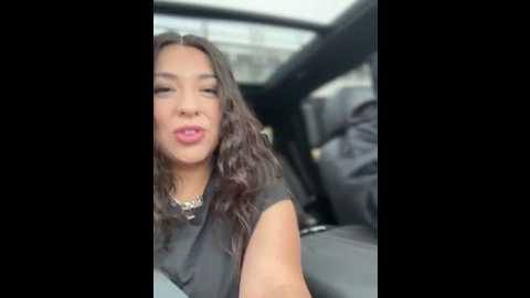 lunamaex0 @ stripchat on 20251217