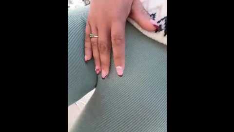 ninabigtitied @ stripchat on 20251220