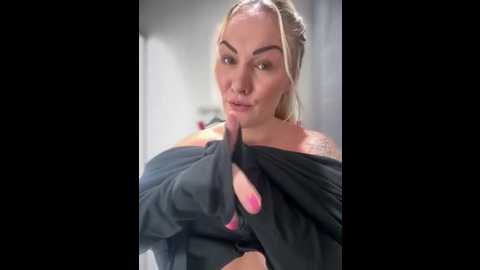 nastymilf_ @ stripchat on 20251221