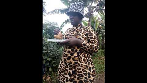 holygrail001 @ stripchat on 20251222