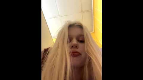 ann_ewu @ stripchat on 20251223