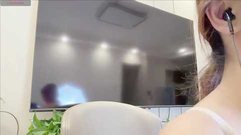 gg_bong1 @ stripchat on 20251224