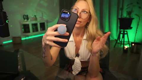 larapunkt @ stripchat on 20251225