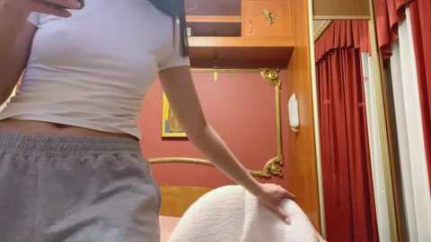 lauramystiq @ stripchat on 20251225