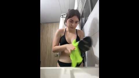 valentina_ro @ stripchat on 20251225