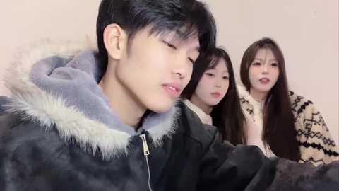 zhouzhou_yc @ stripchat on 20251226