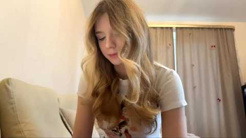 fruityxo @ stripchat on 20251228