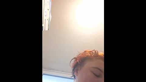 leonie18sexy @ stripchat on 20251229