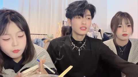 zhouzhou_yc @ stripchat on 20251230