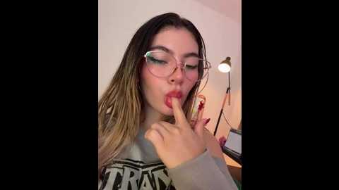 your_honeey @ stripchat on 20251231