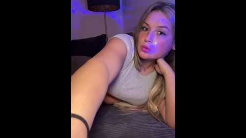 blondesarah2006 @ stripchat on 20260102