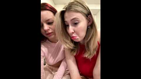 cum_girlss @ stripchat on 20260103