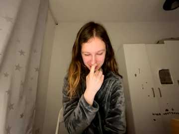 eva_angel3 @ stripchat on 20260104