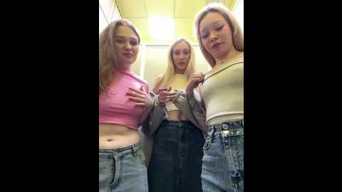 russianwoman @ stripchat on 20260104