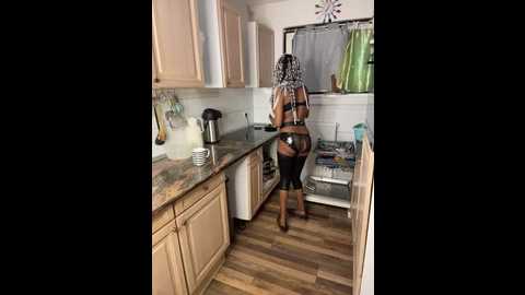 squirt_fuck_queen @ stripchat on 20260108