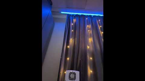 hugeboobsalice @ stripchat on 20260111