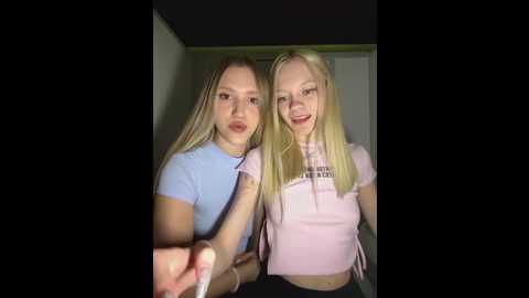 lali_lu @ stripchat on 20260111