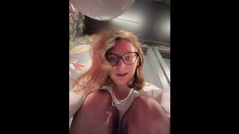 the_snowwhitee @ stripchat on 20260111