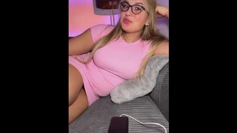 blondesarah2006 @ stripchat on 20260112
