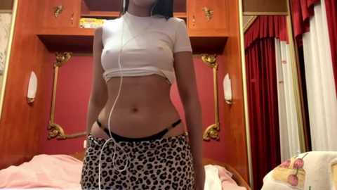 lauramystiq @ stripchat on 20260112