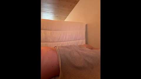 emasalis @ stripchat on 20260116