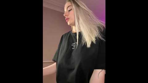 hugeboobsalice @ stripchat on 20260116