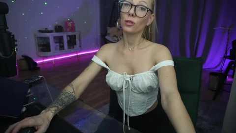 larapunkt @ stripchat on 20260117