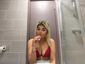 rosie_hipstergal @ stripchat on 20260120