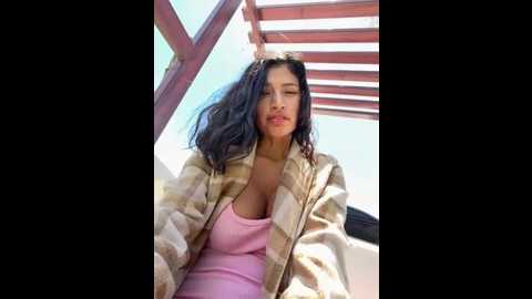 sexi_noemi @ stripchat on 20260121