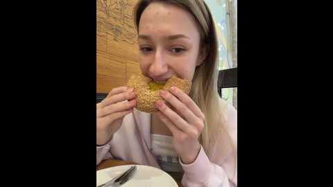 lia__love @ stripchat on 20260122