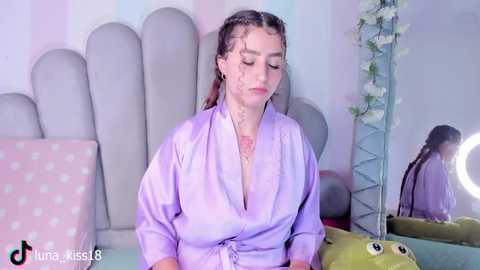 luna_kiss_18 @ stripchat on 20260122