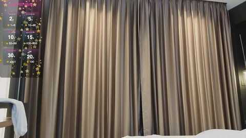 elis_fox @ stripchat on 20260124