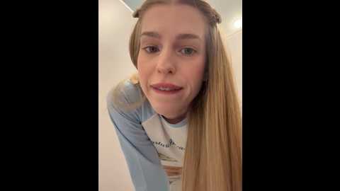 kira_mia @ stripchat on 20260126