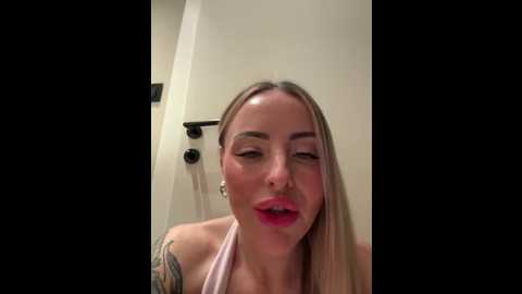 emasalis @ stripchat on 20260128