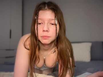 karalinhks @ stripchat on 20260128