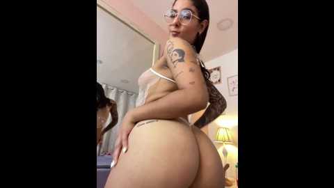 lauraraider @ stripchat on 20260202