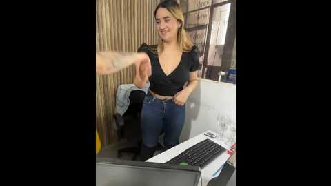 antonella_julieta @ stripchat on 20260207