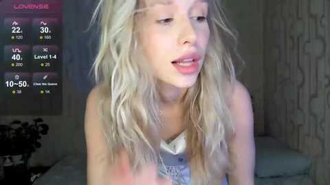 elysia_kiss @ stripchat on 20260210